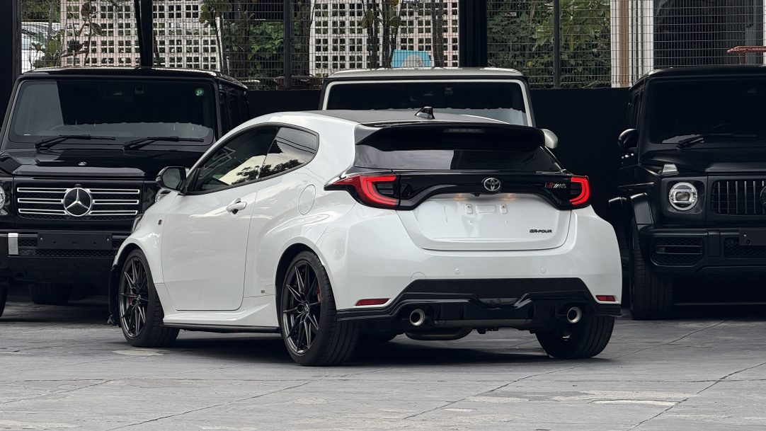2021 Toyota GR Yaris Performance Pack - Image 2