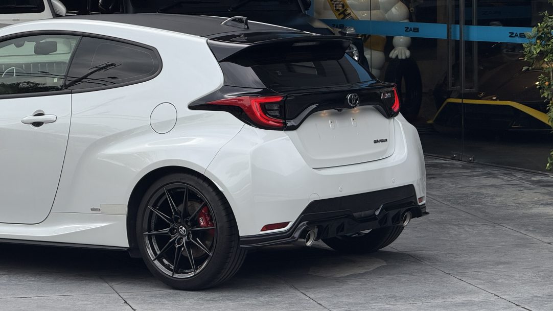2021 Toyota GR Yaris Performance Pack - Image 7