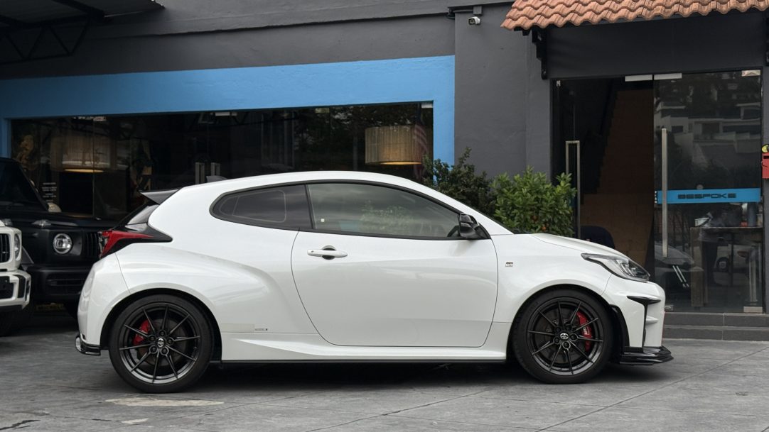 2021 Toyota GR Yaris Performance Pack - Image 4