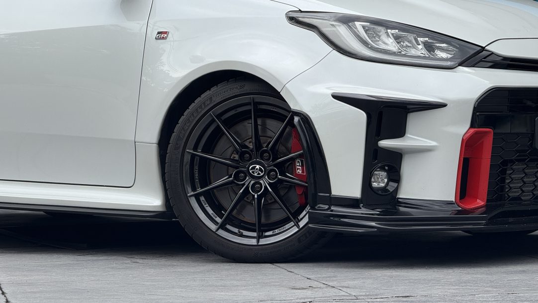 2021 Toyota GR Yaris Performance Pack - Image 8