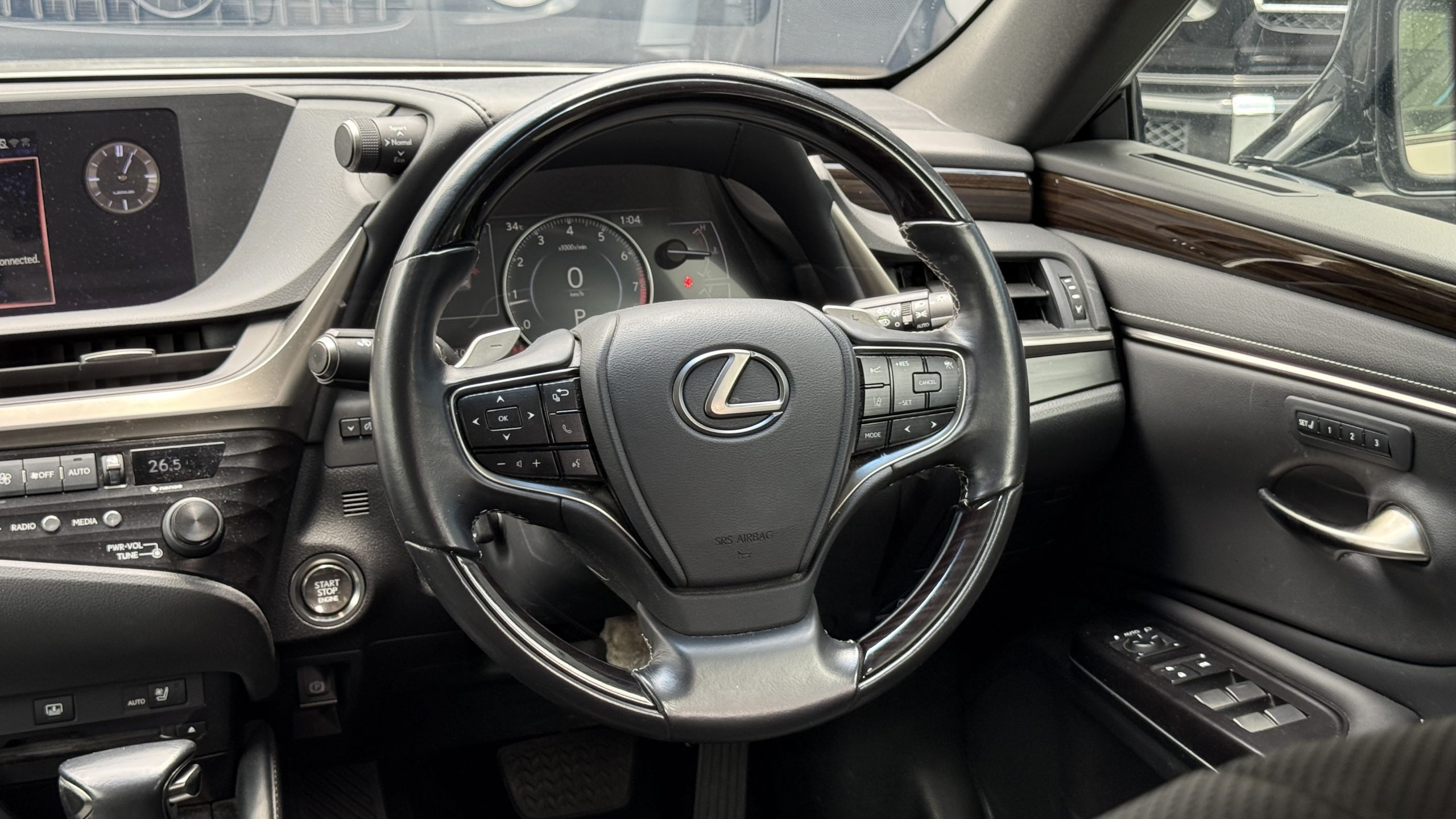 2019 Lexus ES250 Premium - Image 9