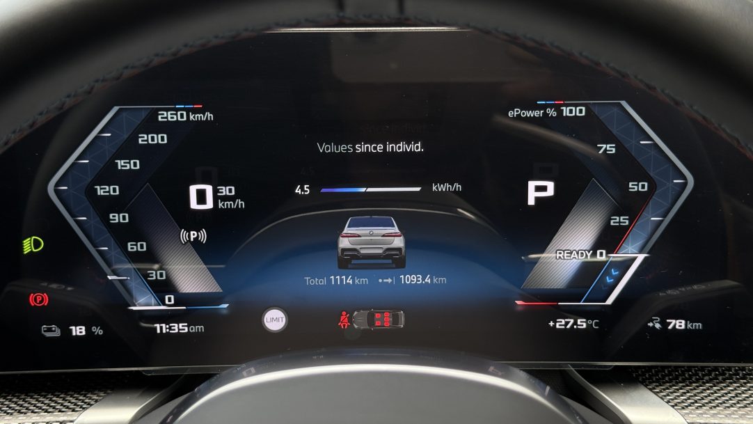 2024 BMW i7 M70 xDrive - Image 18