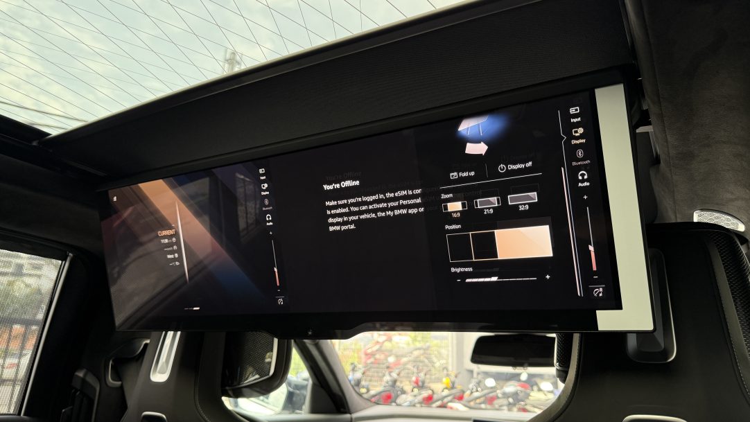 2024 BMW i7 M70 xDrive - Image 19