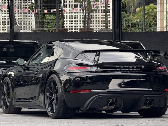 2020 Porsche 718 Cayman GT4 - Local Porsche Malaysia Car