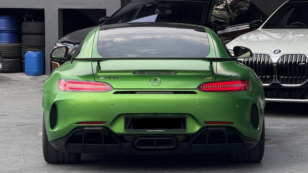 2017 Mercedes Benz AMG GT R - Image 4