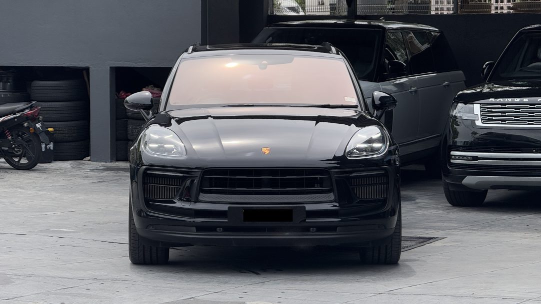 2021 Porsche Macan S - Image 3