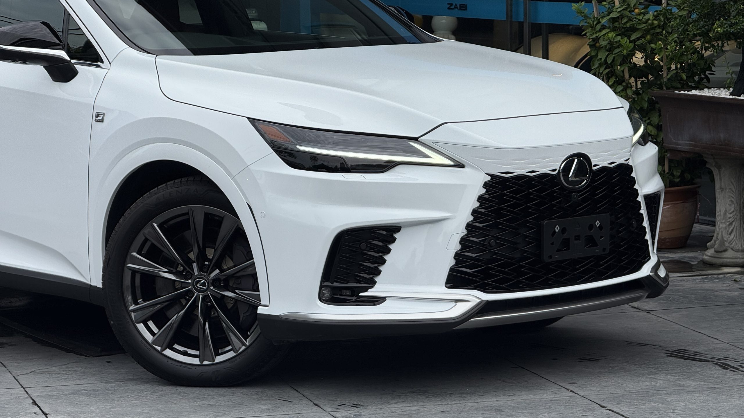 2023 Lexus RX350 F-Sport - Image 6