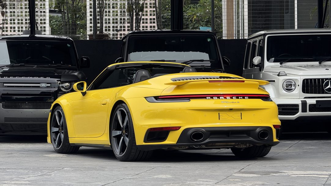 2020 Porsche 911 Turbo S Cabriolet - Image 2