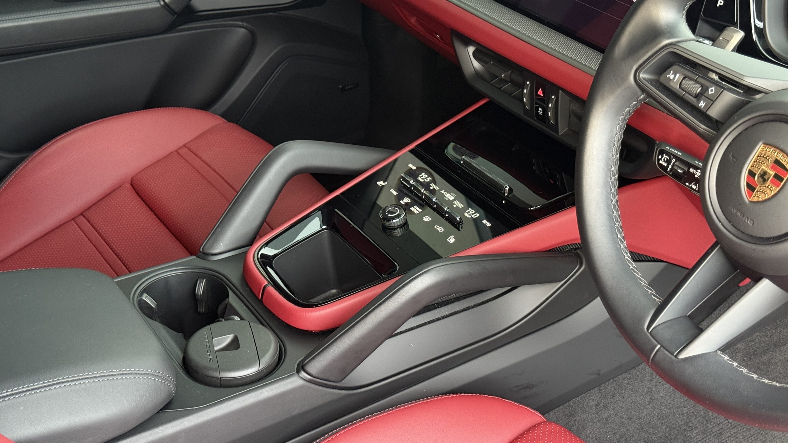 2024 Porsche Cayenne E3 - Image 14