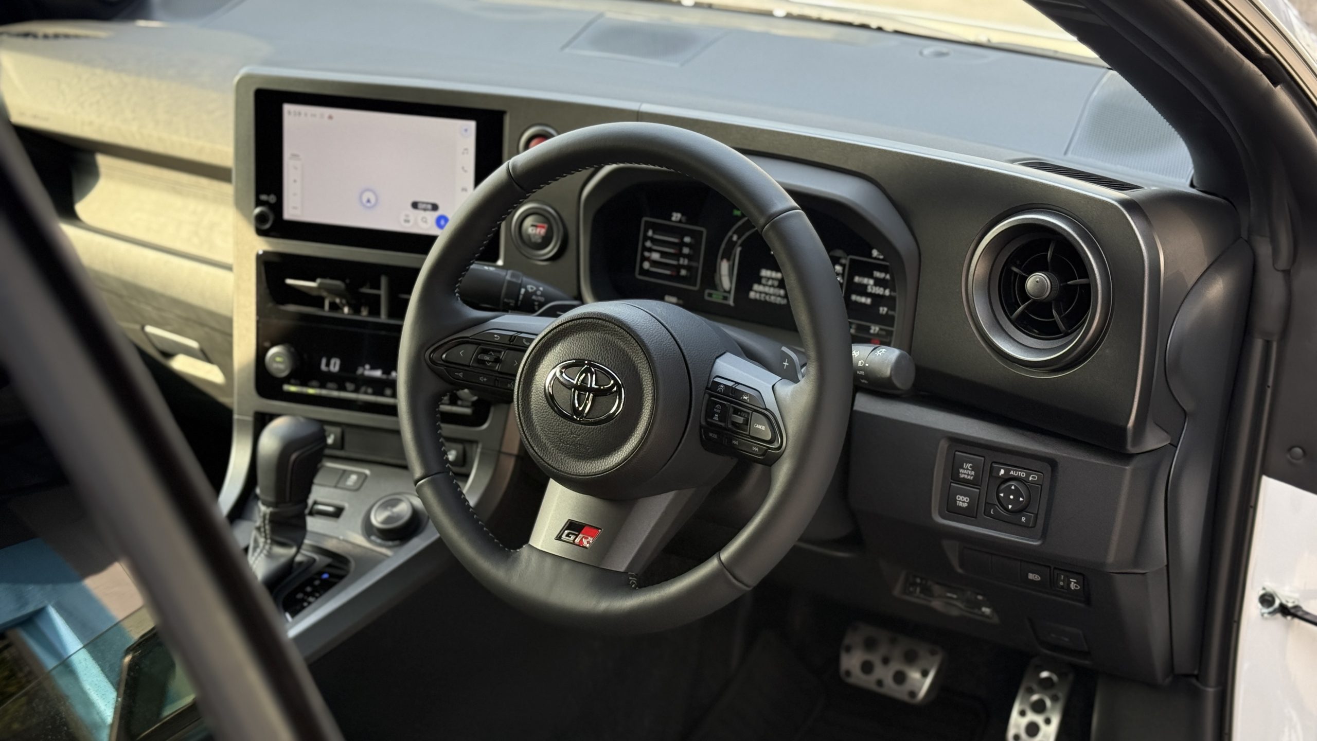 2024 Toyota GR Yaris RZ - Image 10