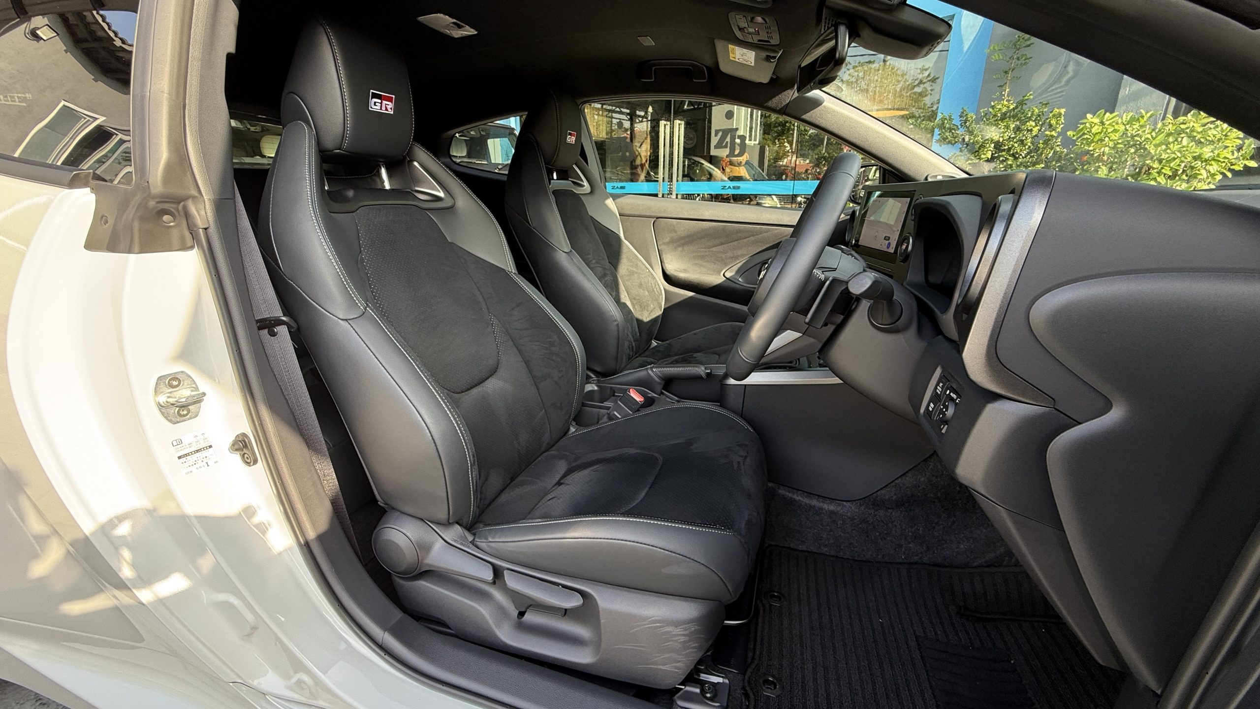 2024 Toyota GR Yaris RZ - Image 11